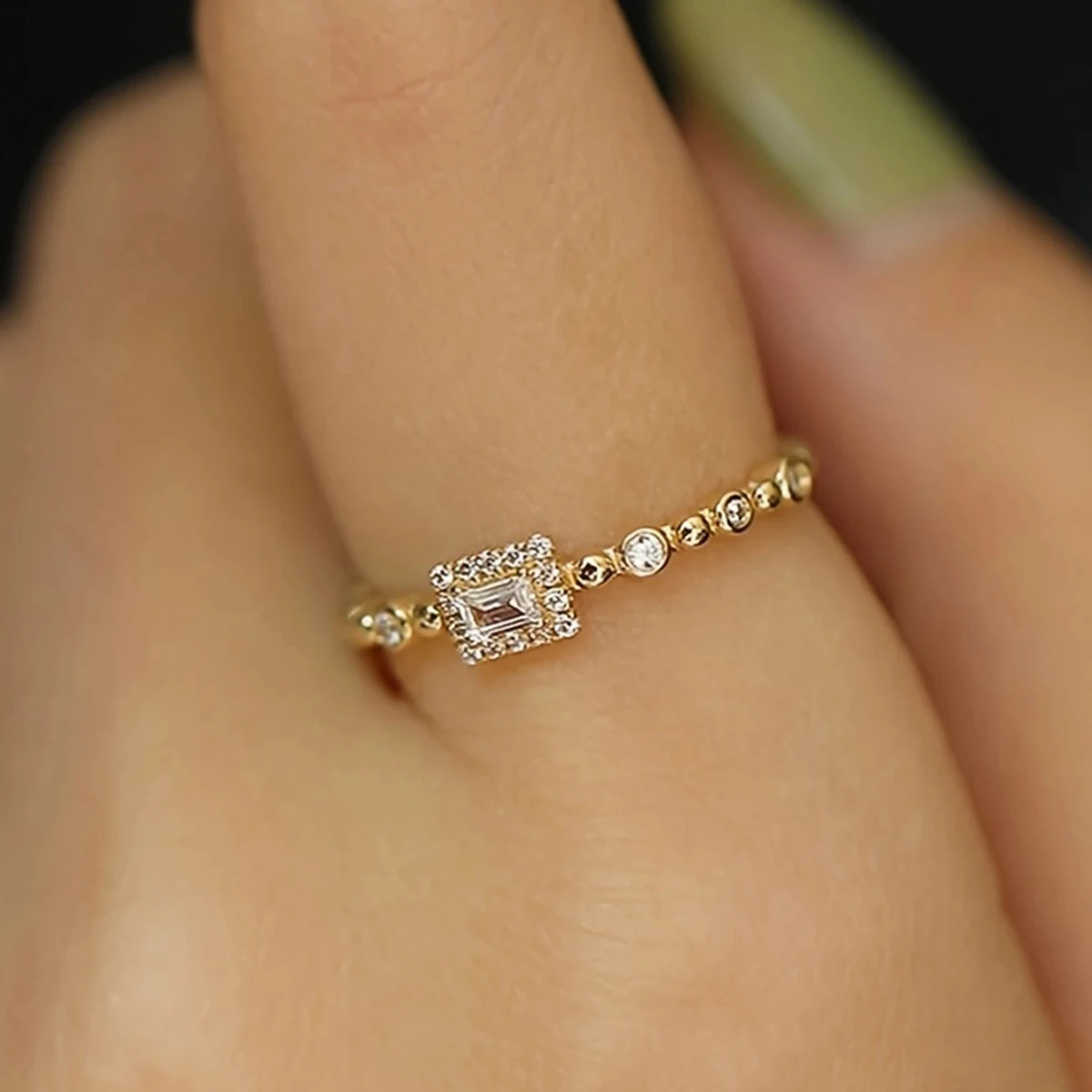A piece of 925 silver jewelry featuring zirconium stones, suitable for daily wear and as a gift for your loved one.
A piece of 925 silver jewelry featuring zirconium stones, suitable for daily wear and as a gift for your loved one.