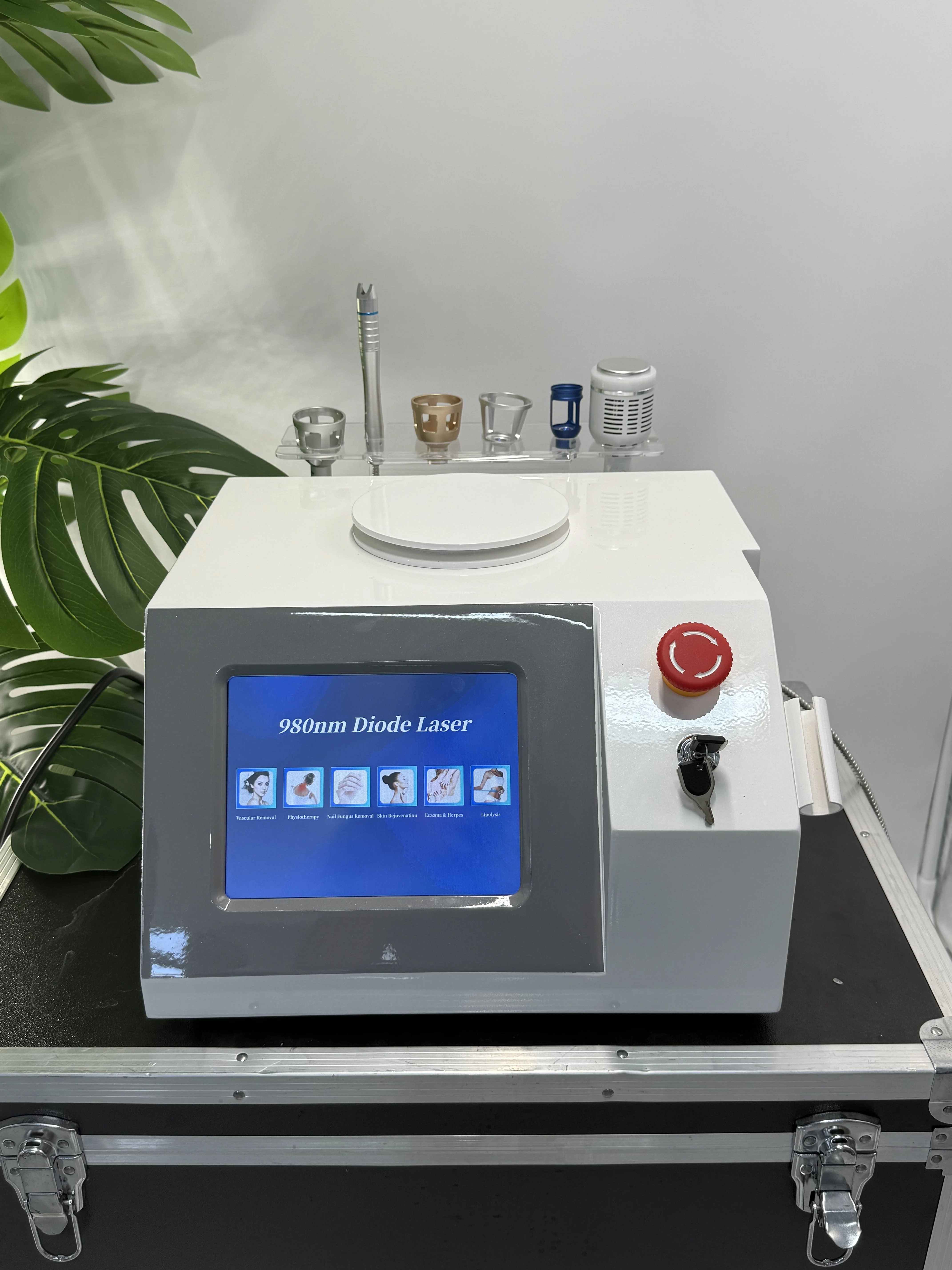 BEST 30W 5 in 1 980nm Diode Laser Vascular Removal Machine Remove Spider Veins 980 Diode Laser Blood Vessels Removal Nail Fungus
BEST 30W 5 in 1 980nm Diode Laser Vascular Removal Machine Remove Spider Veins 980 Diode Laser Blood Vessels Removal Nail Fungus