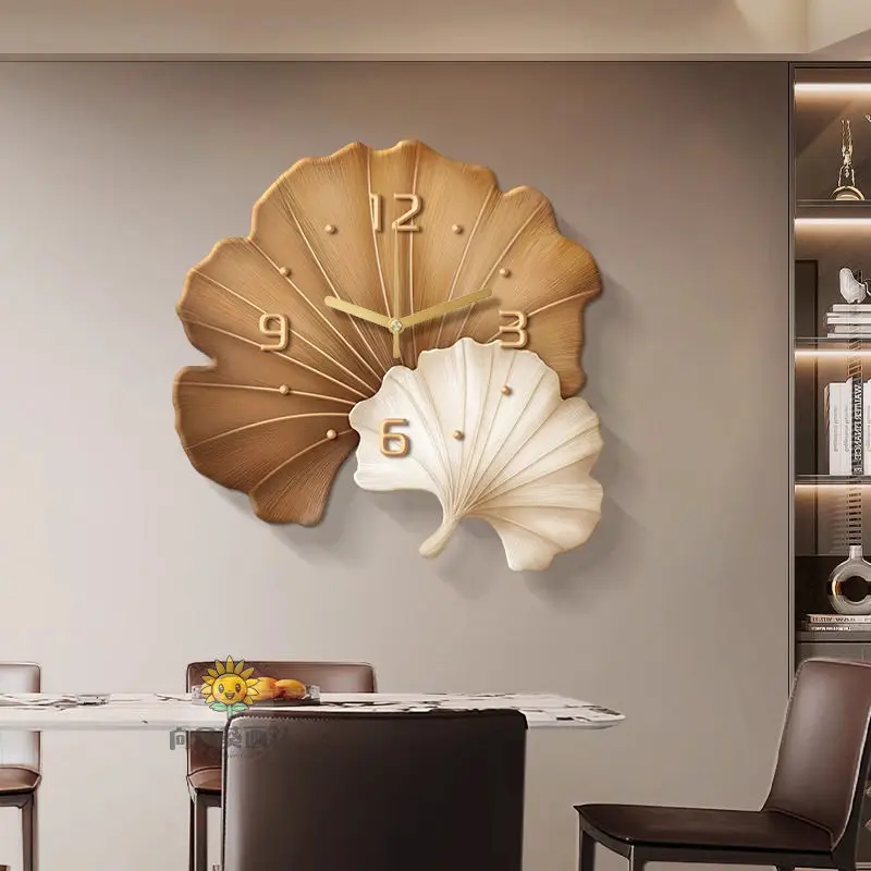 Ginkgo leaves with clock hanging wall dining room decoration painting simple living room wall clock creative TV sofa background
Ginkgo leaves with clock hanging wall dining room decoration painting simple living room wall clock creative TV sofa background