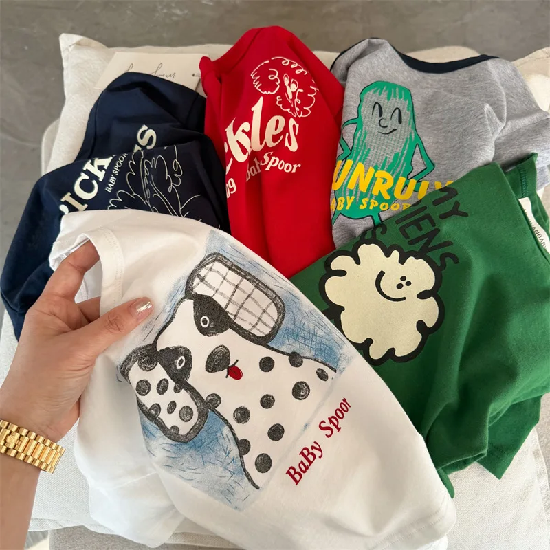 Детские футболки с коротким рукавом, новинки лета 2026, для мальчиков и девочек, с мультяшным принтом, простые топы, модные.
Детские футболки с коротким рукавом, новинки лета 2026, для мальчиков и девочек, с мультяшным принтом, простые топы, модные.