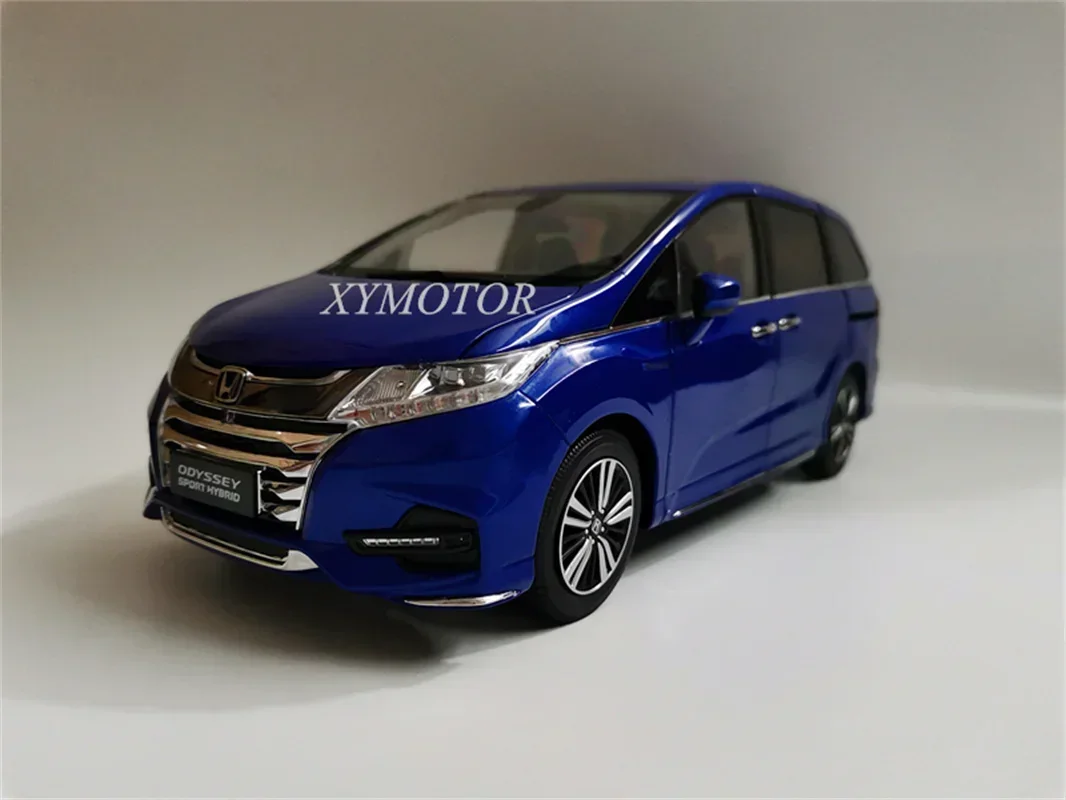 1/18 For Honda Sport ODYSSEY Hybrid 2019 MPV Metal Diecast Model Car Blue Toys Hobby Gifts Display Collection Ornaments
1/18 For Honda Sport ODYSSEY Hybrid 2019 MPV Metal Diecast Model Car Blue Toys Hobby Gifts Display Collection Ornaments