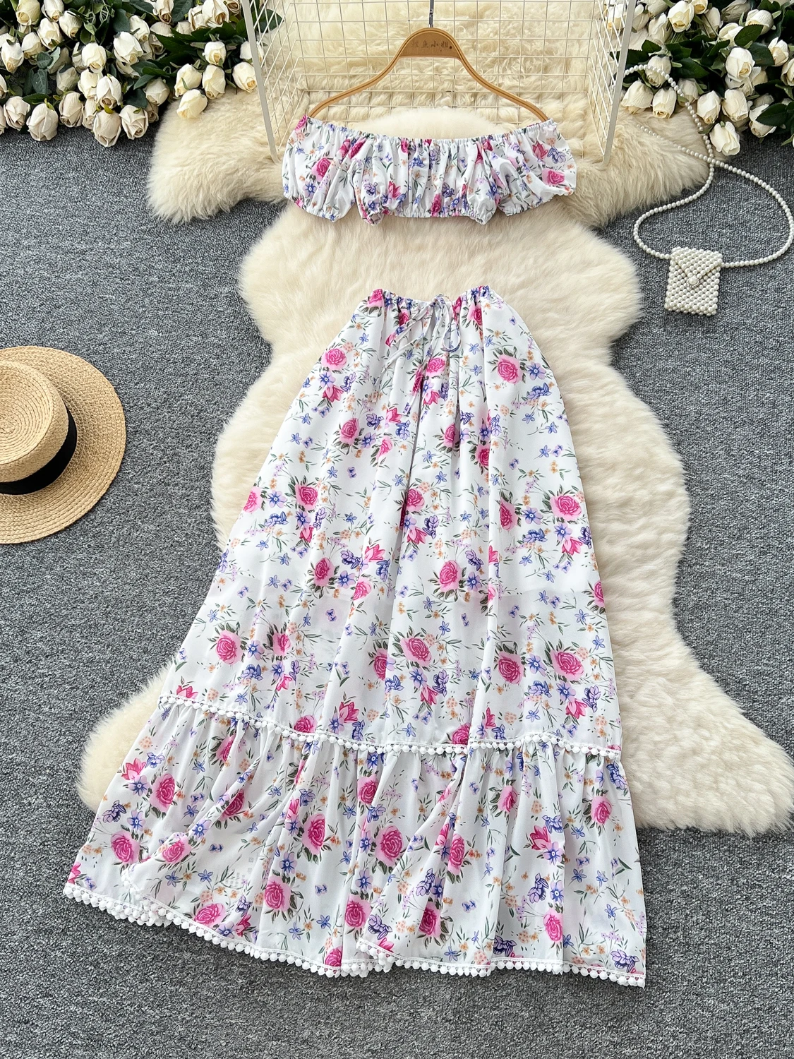 Holiday Beach Print Floral Two Piece Set for Women Long Skirt Outfits Summer Corp Top and High Waist Skirts 2 Piece Sets Womens
Holiday Beach Print Floral Two Piece Set for Women Long Skirt Outfits Summer Corp Top and High Waist Skirts 2 Piece Sets Womens
