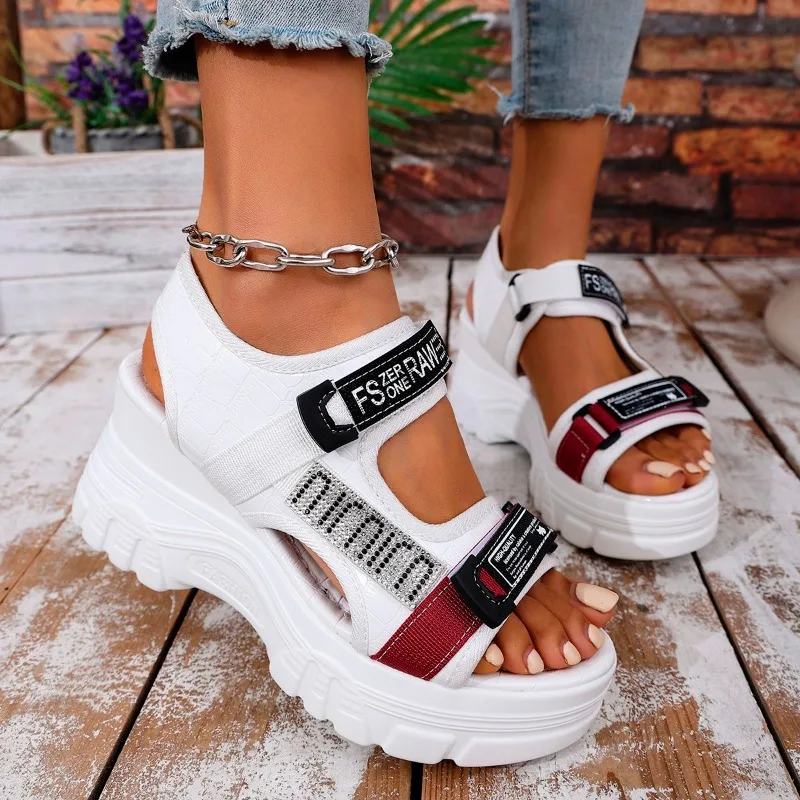 Casual Sporty Women's Sandals Summer Thick Heel Roman Beach Shoes Soft Bottom with Water Diamond Magic Tape Ladies Slippers
Casual Sporty Women's Sandals Summer Thick Heel Roman Beach Shoes Soft Bottom with Water Diamond Magic Tape Ladies Slippers