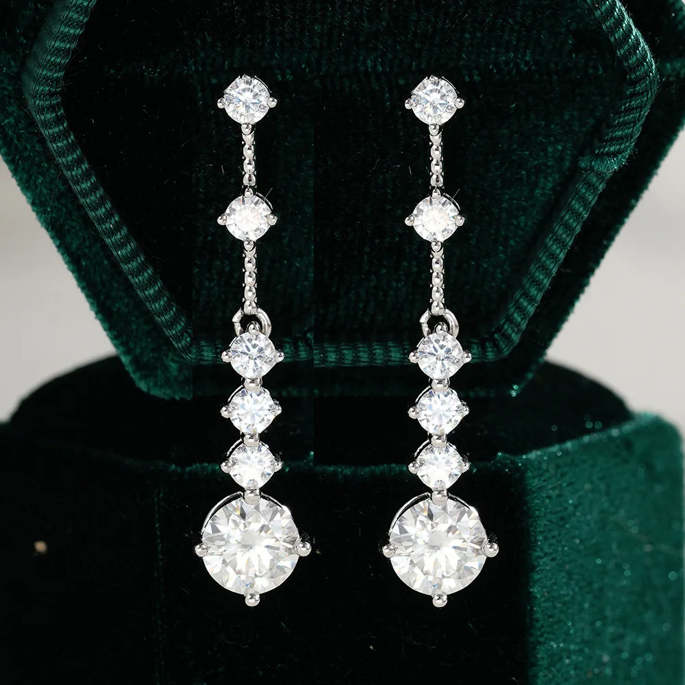 JoyceJelly 925 Sterling Silver Moissanite Earrings For Women D Color Lab-created Diamond Stud Earrings Wedding Jewelry With GRA
JoyceJelly 925 Sterling Silver Moissanite Earrings For Women D Color Lab-created Diamond Stud Earrings Wedding Jewelry With GRA