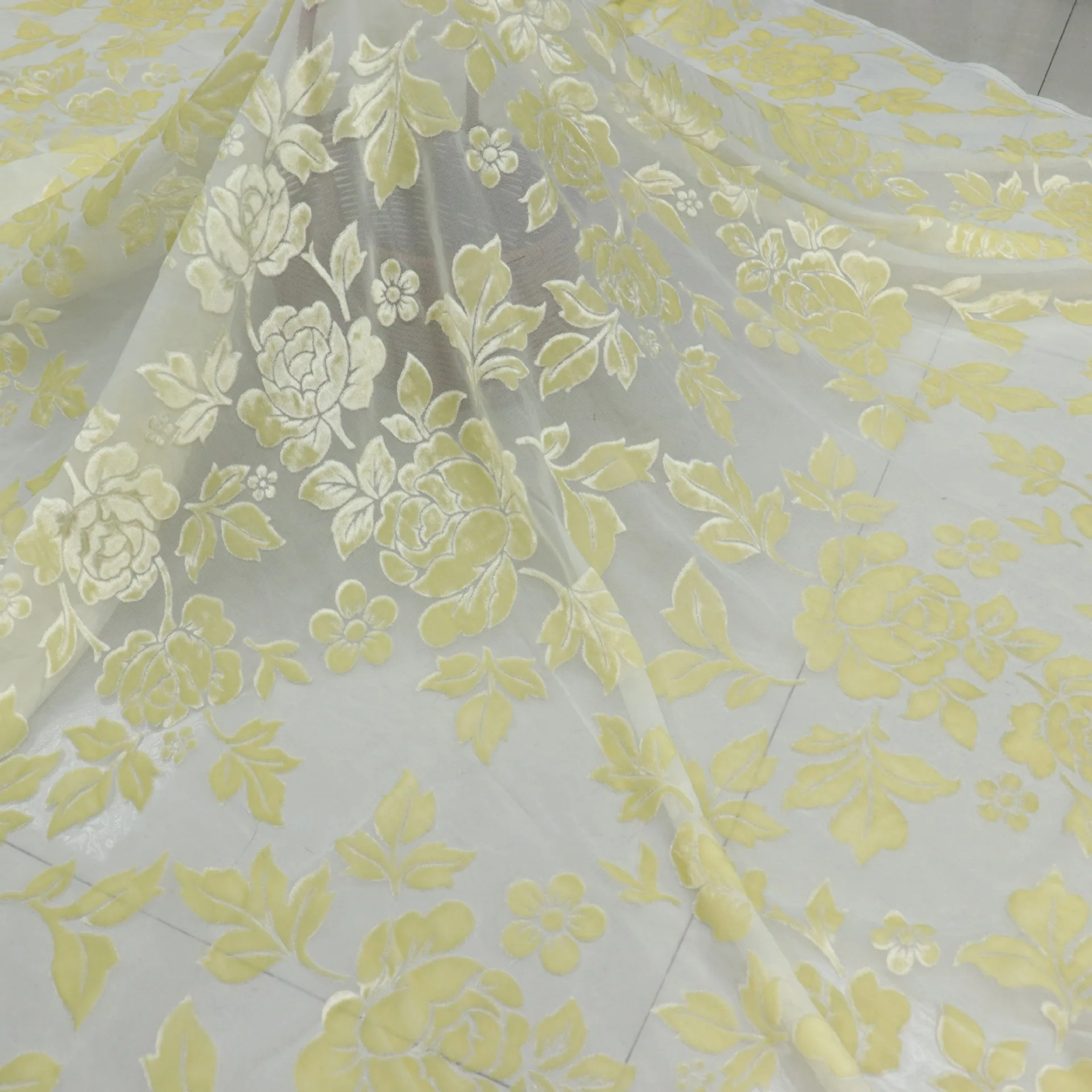 2483 Woven Brocade Sticky Velvet Monochrome Burnt out Velvet Fabric Nightdress Women's Textile Fabric
2483 Woven Brocade Sticky Velvet Monochrome Burnt out Velvet Fabric Nightdress Women's Textile Fabric