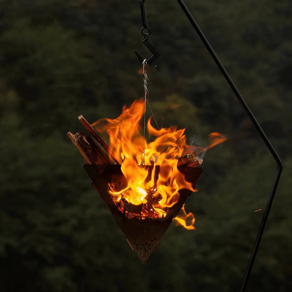 1 set Hollow Out Bonfire Outdoor Hanging Portable Metal Triangle High Temperature Resistance Easy Install Lightweight Detachable
1 set Hollow Out Bonfire Outdoor Hanging Portable Metal Triangle High Temperature Resistance Easy Install Lightweight Detachable