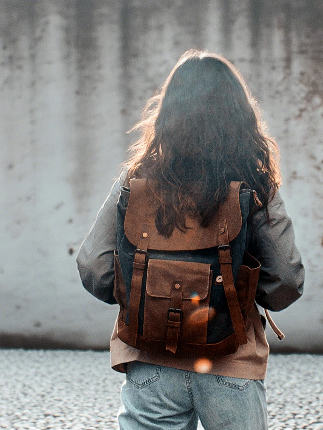 Retro Casual Canvas Backpack Travel Mountaineering Computer Bag Large Capacity Outdoor Double Shoulder Bag Unisex Backpack
Retro Casual Canvas Backpack Travel Mountaineering Computer Bag Large Capacity Outdoor Double Shoulder Bag Unisex Backpack
