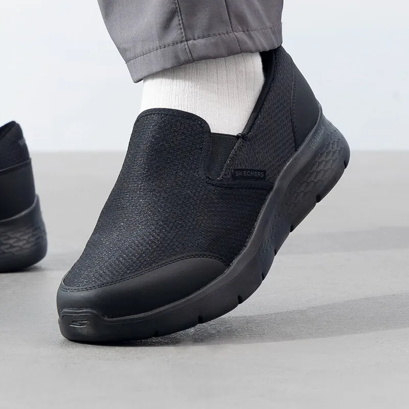 Мужская обувь Skechers, новая легкая удобная дышащая обувь с низким берцем, модная трендовая повседневная обувь 216323 -BBK
Мужская обувь Skechers, новая легкая удобная дышащая обувь с низким берцем, модная трендовая повседневная обувь 216323 -BBK