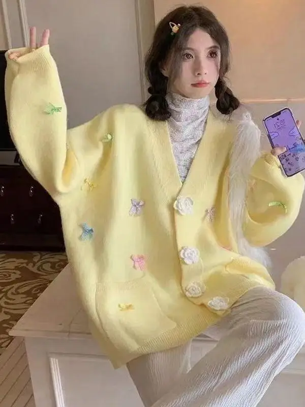 Korean Style Lazy Sweet Candy Knot New Loose 3D Flower Open Cardigan Women's Knitted Sweater Outerwear
Korean Style Lazy Sweet Candy Knot New Loose 3D Flower Open Cardigan Women's Knitted Sweater Outerwear