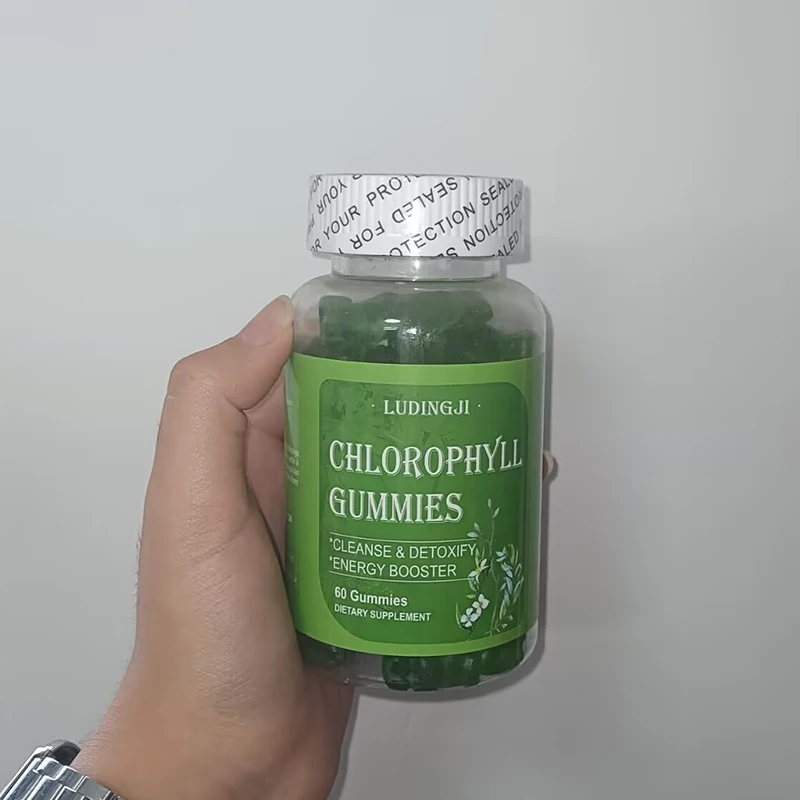 Хлорофилл-гумми со вкусом яблока поддерживает перистальцию системы пищеварительной системы, способствует восстановлению кожи, снимает усталость, удаляет неприятный запах изо рта.
Хлорофилл-гумми со вкусом яблока поддерживает перистальцию системы пищеварительной системы, способствует восстановлению кожи, снимает усталость, удаляет неприятный запах изо рта.