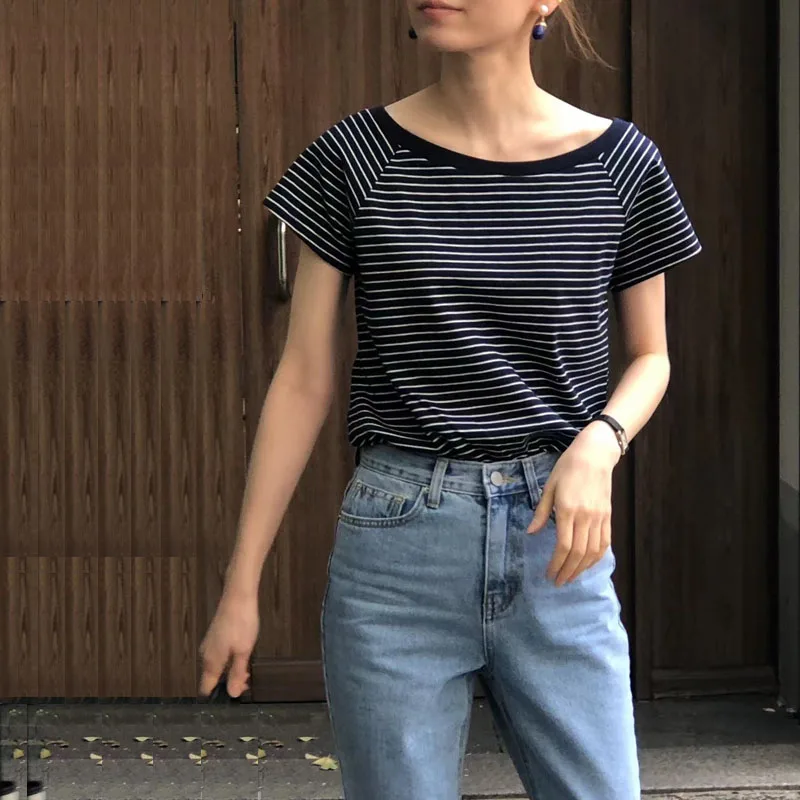 Korean Striped Short Sleeve round Neck Knitted Slim Fit T-Shirt Basic Style Summer New Arrival Women's Top Fashionable Casual...
Korean Striped Short Sleeve round Neck Knitted Slim Fit T-Shirt Basic Style Summer New Arrival Women's Top Fashionable Casual...