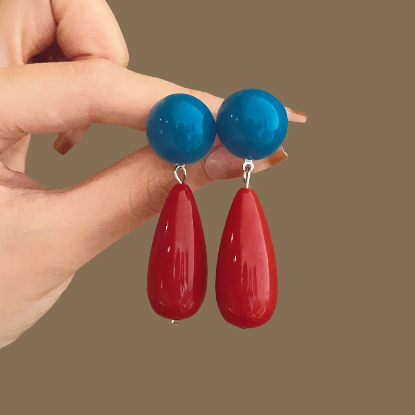 Colorful Enamel Water Drop Earrings for Women Vintage Simulated Pearl Blue Resin Big Dangle Earrings Party Wedding Jewelry Gifts
Colorful Enamel Water Drop Earrings for Women Vintage Simulated Pearl Blue Resin Big Dangle Earrings Party Wedding Jewelry Gifts