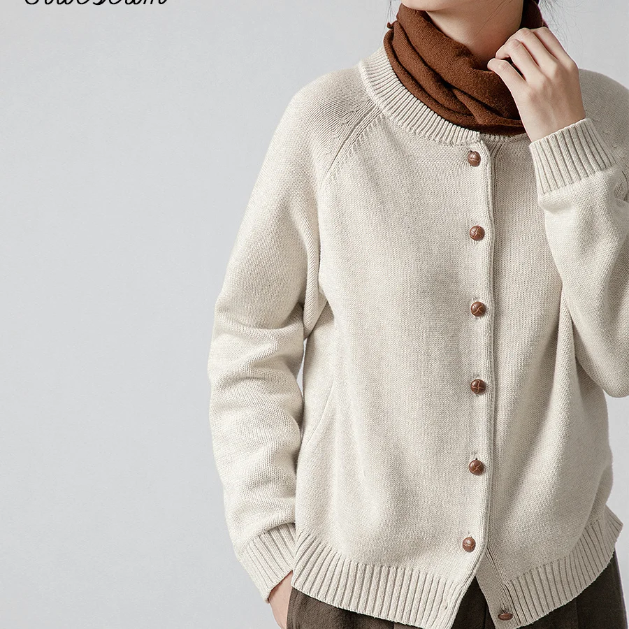 Autumn Beige France Knitted Cardigan Women Button Vintage Loose Sweater Coat Female Long Sleeve Casual Designer Cardigan 2023
Autumn Beige France Knitted Cardigan Women Button Vintage Loose Sweater Coat Female Long Sleeve Casual Designer Cardigan 2023
