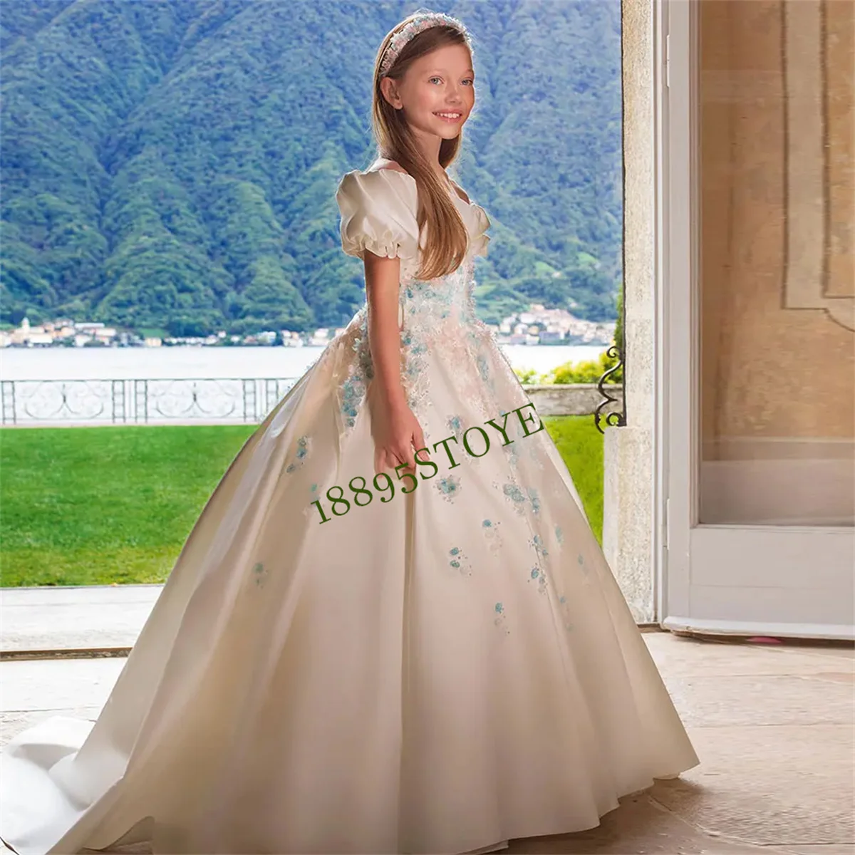 White Girl Dress 3D Flowers Satin Princess Dubai Kids Wedding Birthday Communion Party Elegant Gown 2024
White Girl Dress 3D Flowers Satin Princess Dubai Kids Wedding Birthday Communion Party Elegant Gown 2024