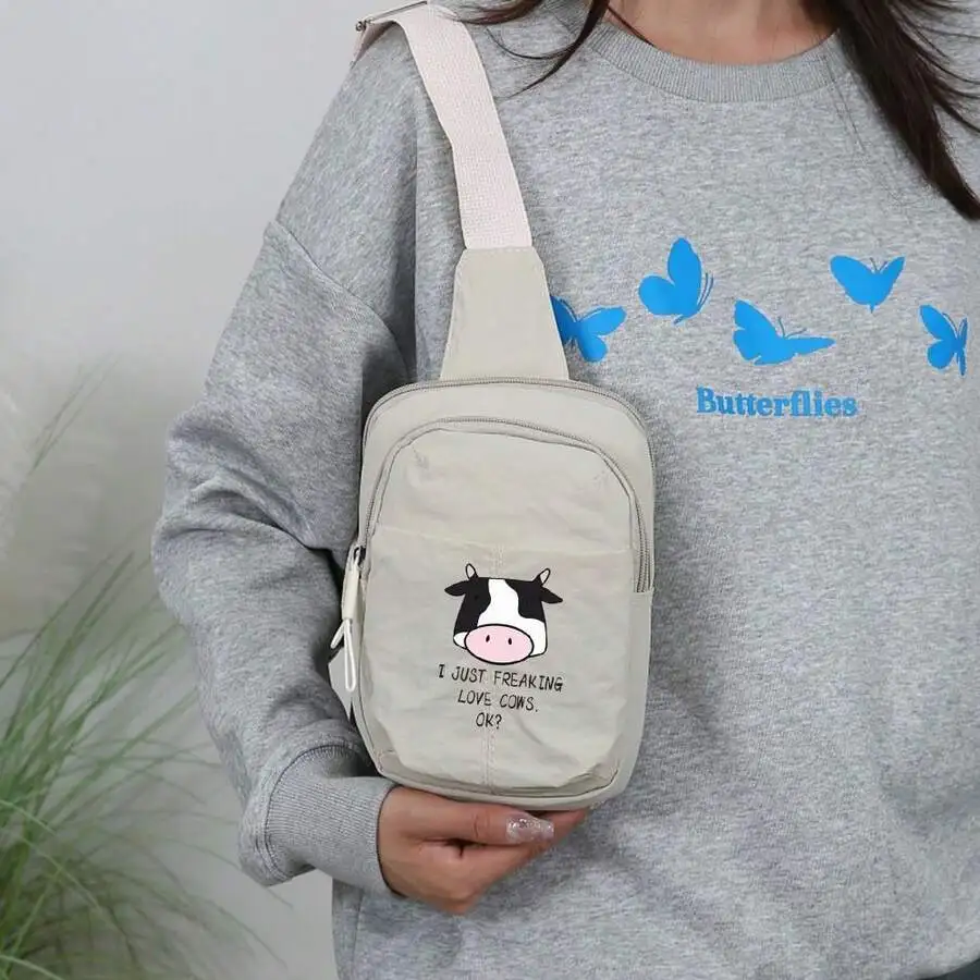 Casual Crossbody Chest Bag With Cow Cartoon Print And Text Design For Daily Use Travel
Casual Crossbody Chest Bag With Cow Cartoon Print And Text Design For Daily Use Travel