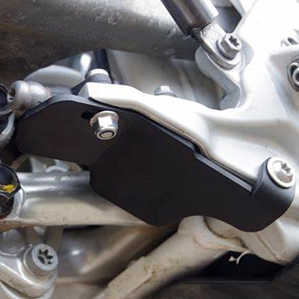 For Husqvarna 701 Enduro 2016 2017 2018 2019 2020 2021 Rear brake cylinder protector Motorcycle Accessories
For Husqvarna 701 Enduro 2016 2017 2018 2019 2020 2021 Rear brake cylinder protector Motorcycle Accessories