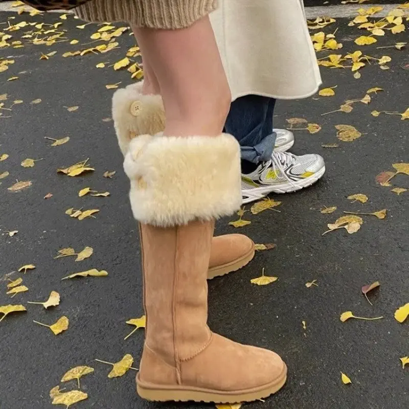NEW Lamb Hair Snow Boots for Women in Autumn and Winter New High Tube Fur Integrated Plush Insulation and Slimming Casual Boots
NEW Lamb Hair Snow Boots for Women in Autumn and Winter New High Tube Fur Integrated Plush Insulation and Slimming Casual Boots