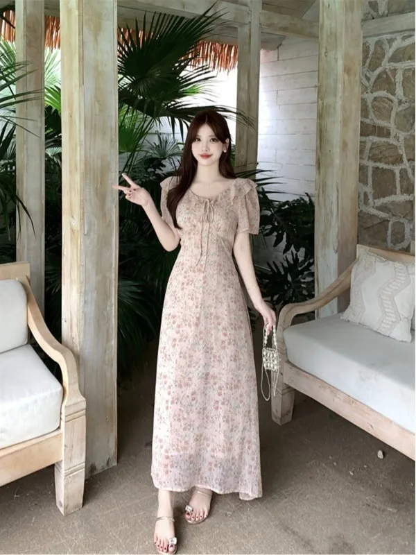 plus Size Floral Print Short Sleeve Dress Slimming Waist Design Summer New Style Fashionable Cover Belly A-Line Skirt for Women
plus Size Floral Print Short Sleeve Dress Slimming Waist Design Summer New Style Fashionable Cover Belly A-Line Skirt for Women