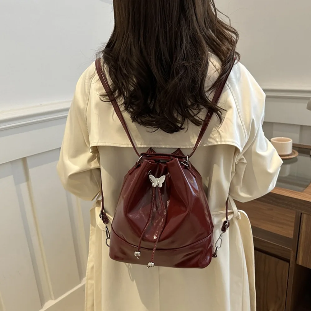 Portable Preppy Style PU Bowknot Backpack Sweet Leisure Drawstring Bucket Bag Simple Casual Students Backpack Unisex
Portable Preppy Style PU Bowknot Backpack Sweet Leisure Drawstring Bucket Bag Simple Casual Students Backpack Unisex