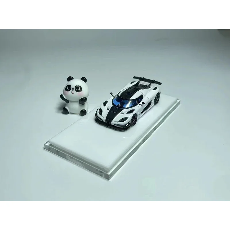 LMLF 1:64 панда черно-белая One 1 открывающаяся капот литый под давлением модель автомобиля коллекционные миниатюрные игрушки
LMLF 1:64 панда черно-белая One 1 открывающаяся капот литый под давлением модель автомобиля коллекционные миниатюрные игрушки