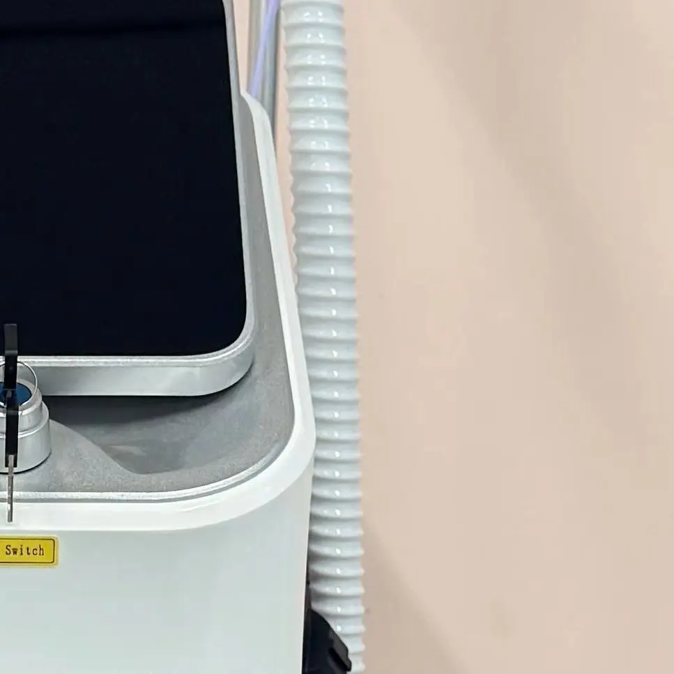 FAC 5000W 10Bars Diode Laser Hair Removal & Pico Laser Tattoo Removal 2-in-1 Machine 755 808 940 1064nm
FAC 5000W 10Bars Diode Laser Hair Removal & Pico Laser Tattoo Removal 2-in-1 Machine 755 808 940 1064nm
