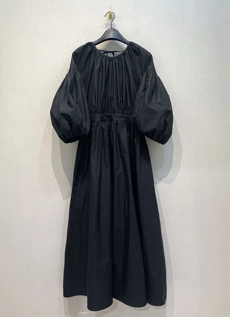 Kuzuwata Minority New Vintage Puff Sleeve Dress Backless Loose A-line Patchwork Ruched Robe Japan Casual Big Swing Slim Vestidos
Kuzuwata Minority New Vintage Puff Sleeve Dress Backless Loose A-line Patchwork Ruched Robe Japan Casual Big Swing Slim Vestidos