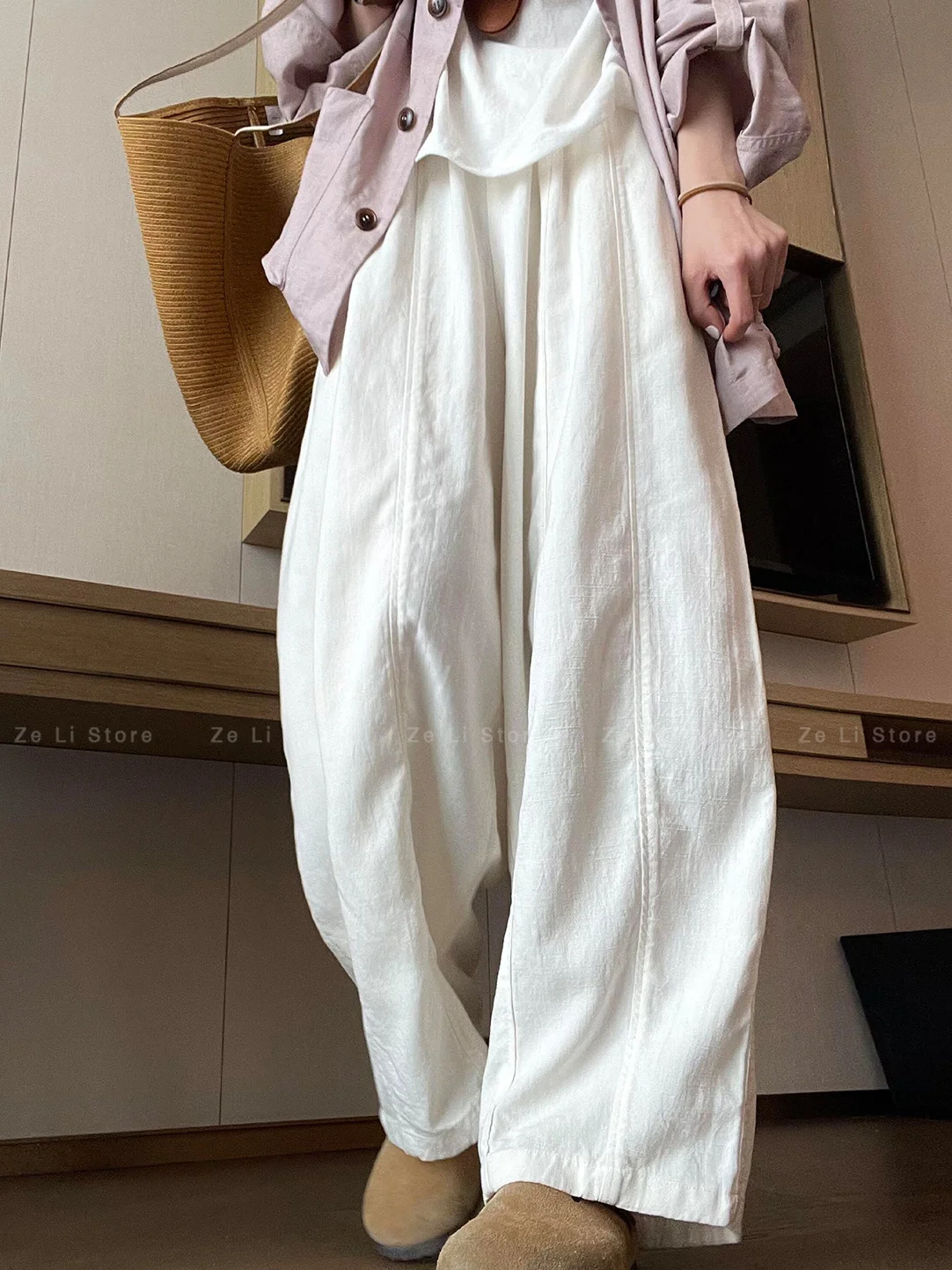 Simple Korean Style Lazy Drape Wide-leg Pants for Women - Summer Lightweight, Loose Fit, Slimming, High-waisted Casual Trousers
Simple Korean Style Lazy Drape Wide-leg Pants for Women - Summer Lightweight, Loose Fit, Slimming, High-waisted Casual Trousers