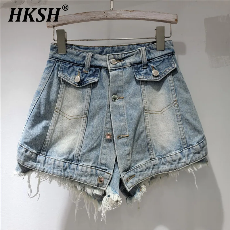 HKSH Summer New Women Ins Trendy Niche Design High Street Single-Breasted Fake Two-Piece Denim Short Skirt Casual Culotte HK5899
HKSH Summer New Women Ins Trendy Niche Design High Street Single-Breasted Fake Two-Piece Denim Short Skirt Casual Culotte HK5899