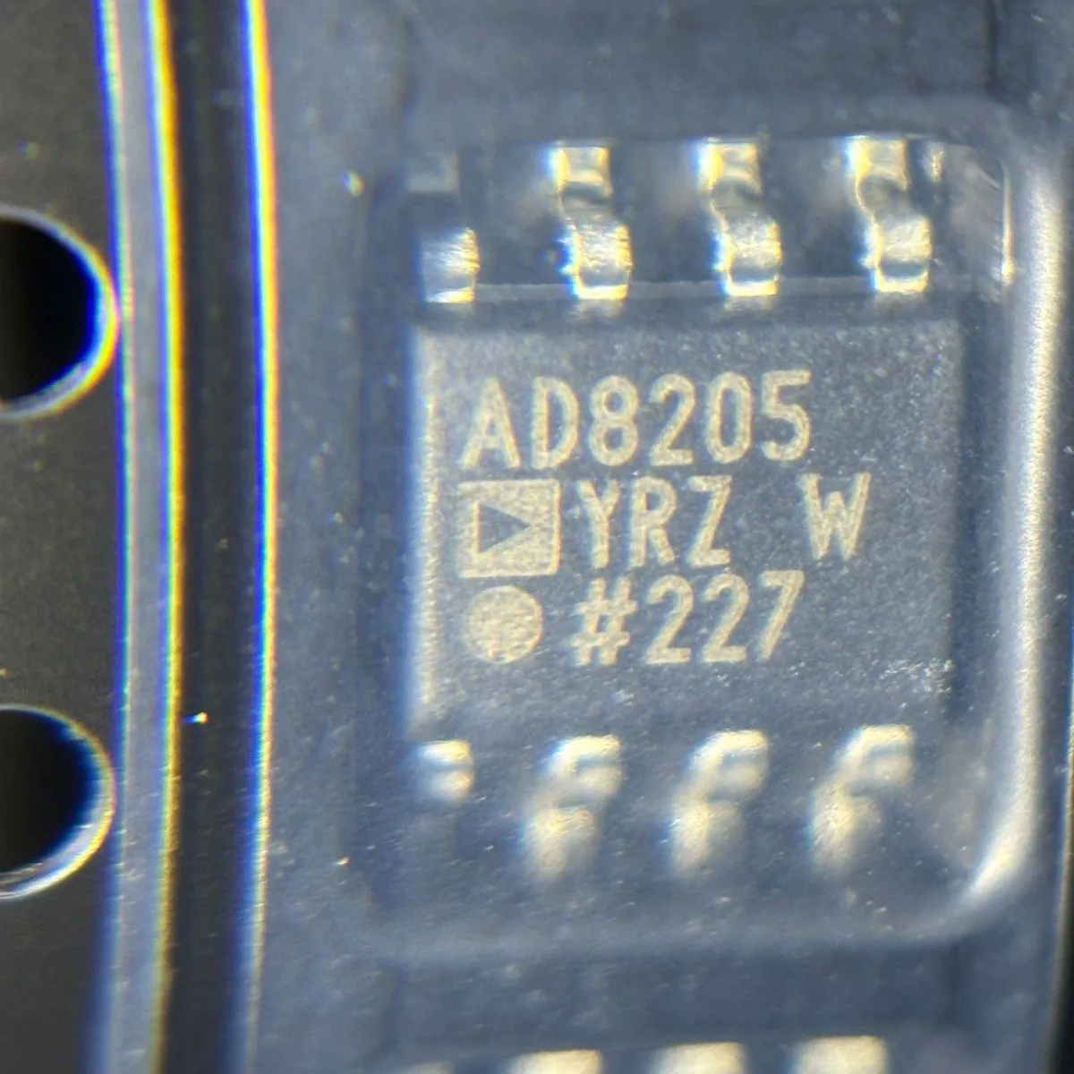 Оригинальный дифференциальный усилитель AD8205YRZ-R7 AD8205YRZ SOIC-8 IC чип интегральная схема
Оригинальный дифференциальный усилитель AD8205YRZ-R7 AD8205YRZ SOIC-8 IC чип интегральная схема