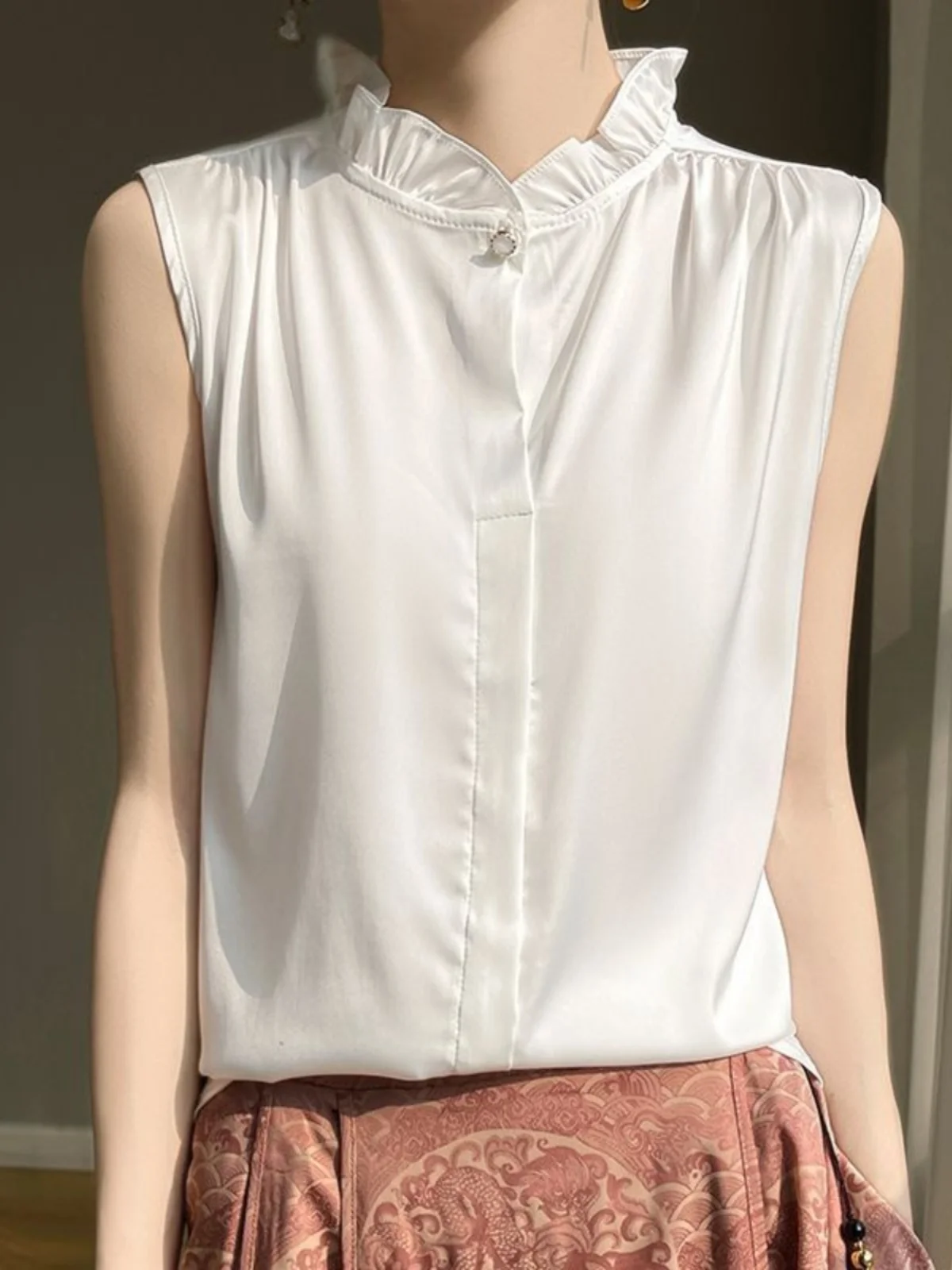 Spring Autumn Silk antou Svel Blouse Stand Collar Regular Length Pure Color Versatile Base Layer irt for Women
Spring Autumn Silk antou Svel Blouse Stand Collar Regular Length Pure Color Versatile Base Layer irt for Women