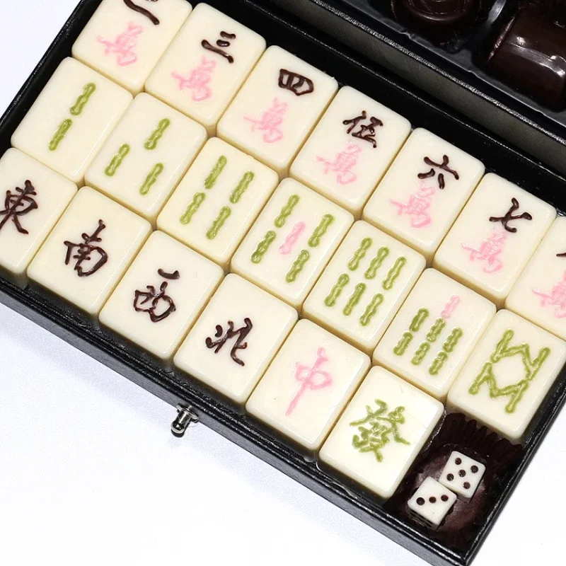 Sandwich chocolate gift box with lettering mahjong creative friend birthday customization
Sandwich chocolate gift box with lettering mahjong creative friend birthday customization