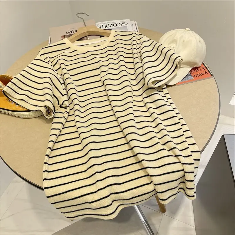 Women Pure Cotton Casual Ins Versatile Tshirt Girl Summer Oversize Striped T-shirt Short Sleeve Tee Trendy Couple Tops 2025
Women Pure Cotton Casual Ins Versatile Tshirt Girl Summer Oversize Striped T-shirt Short Sleeve Tee Trendy Couple Tops 2025