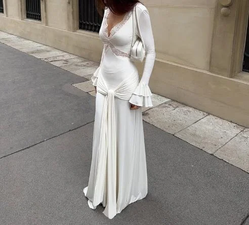 Elegant Women's Dress 2026 Spring V-Neck Lace Splicing Waist Strap Tight Long Sleeve Hip Wrap Dress Suitable for Banquets
Elegant Women's Dress 2026 Spring V-Neck Lace Splicing Waist Strap Tight Long Sleeve Hip Wrap Dress Suitable for Banquets