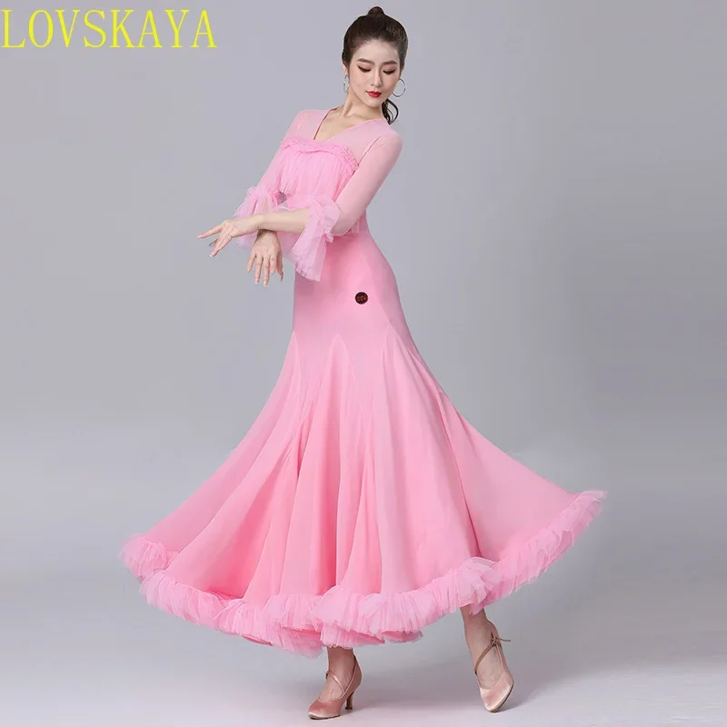 Modern Dance Performance Clothing 2024 New Women's Elegant Pink Large Swing Skirt Clothing High end Ballroom Dance Skirt
Modern Dance Performance Clothing 2024 New Women's Elegant Pink Large Swing Skirt Clothing High end Ballroom Dance Skirt