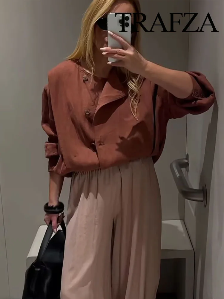 TRAFZA Women's Autumn New Fashion Casual Jackets Solid O-Neck Long Sleeves Single-Breasted Female Streetwear Style Coats
TRAFZA Women's Autumn New Fashion Casual Jackets Solid O-Neck Long Sleeves Single-Breasted Female Streetwear Style Coats