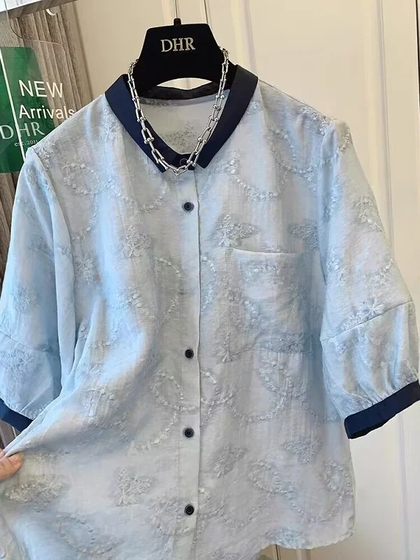 Loose Fit Short Sleeve Embroidered Shirt Women's plus Size Bubble Sleeve Blue Cotton Casual Top Korean Style Commute Wear
Loose Fit Short Sleeve Embroidered Shirt Women's plus Size Bubble Sleeve Blue Cotton Casual Top Korean Style Commute Wear