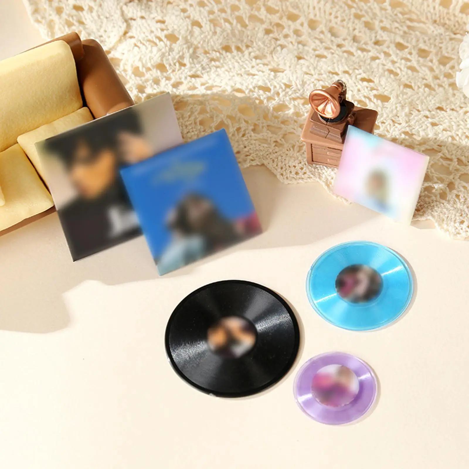 Miniature Vinyl Records Miniatures Items Dollhouse Accessories Mini Miniature Toys for Living Room Home Decoration and Props
Miniature Vinyl Records Miniatures Items Dollhouse Accessories Mini Miniature Toys for Living Room Home Decoration and Props