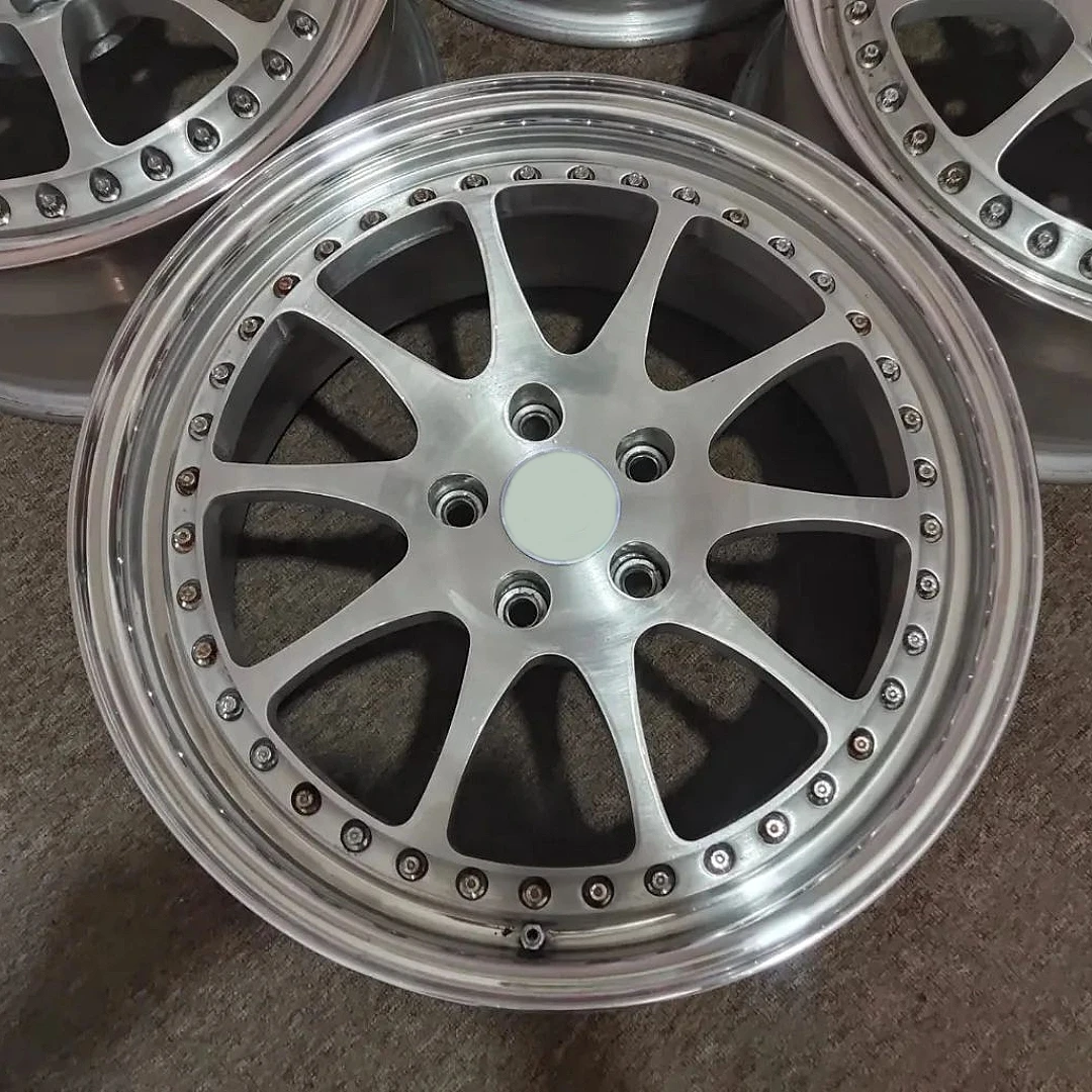 Кованые колеса Bku Custom из 3 предметов 5x120.65 5x114.3 5x130 18 19 20 21 дюймов для Corvette C6 C7 C8 supra porsche, обод ступенчатых колес 
Кованые колеса Bku Custom из 3 предметов 5x120.65 5x114.3 5x130 18 19 20 21 дюймов для Corvette C6 C7 C8 supra porsche, обод ступенчатых колес