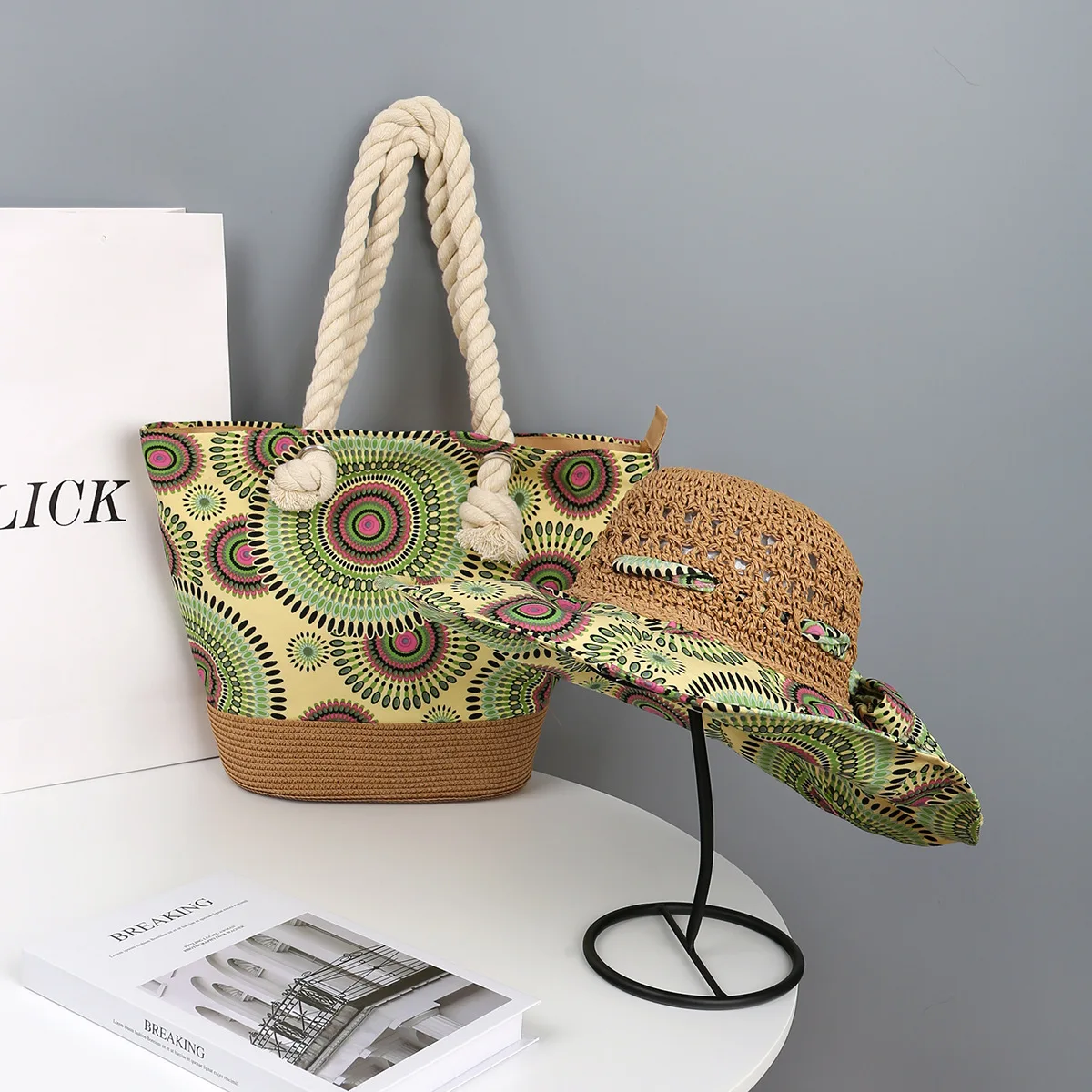 New Cross-border Bag Korean Niche Crossbody Bag Sunscreen Hat Set Summer Fashion Straw Bag Seaside Vacation
New Cross-border Bag Korean Niche Crossbody Bag Sunscreen Hat Set Summer Fashion Straw Bag Seaside Vacation