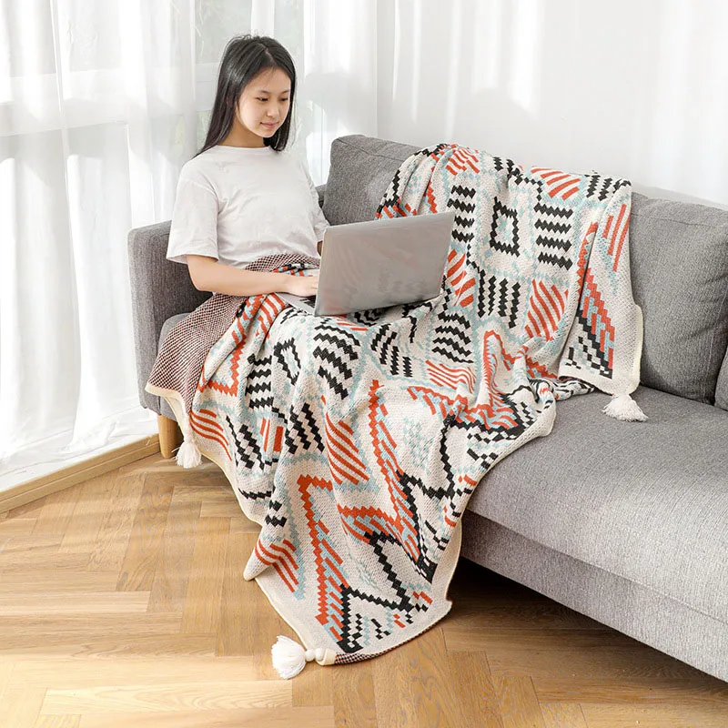 Songkaum Autumn and Winter Bohemian Style Knitted Thickened Portable Throw Blanket Geometric Lattice Tassel Ball Home Textile
Songkaum Autumn and Winter Bohemian Style Knitted Thickened Portable Throw Blanket Geometric Lattice Tassel Ball Home Textile