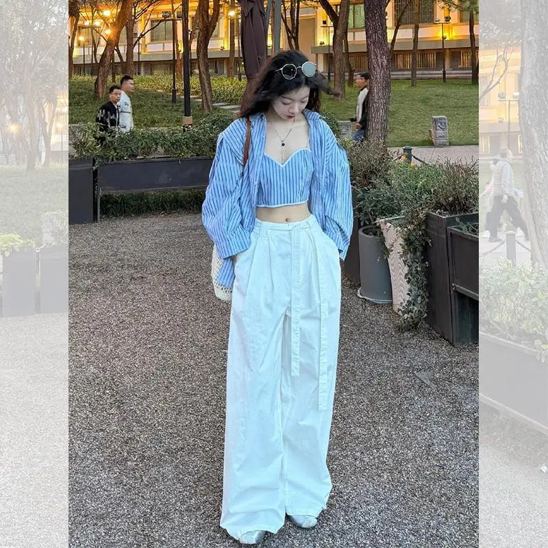 American Fashion Retro Blue Striped Shirt Women's 2024 Summer Design Sense Sunscreen Top Tank Top Two Piece Set Female Clothing
American Fashion Retro Blue Striped Shirt Women's 2024 Summer Design Sense Sunscreen Top Tank Top Two Piece Set Female Clothing