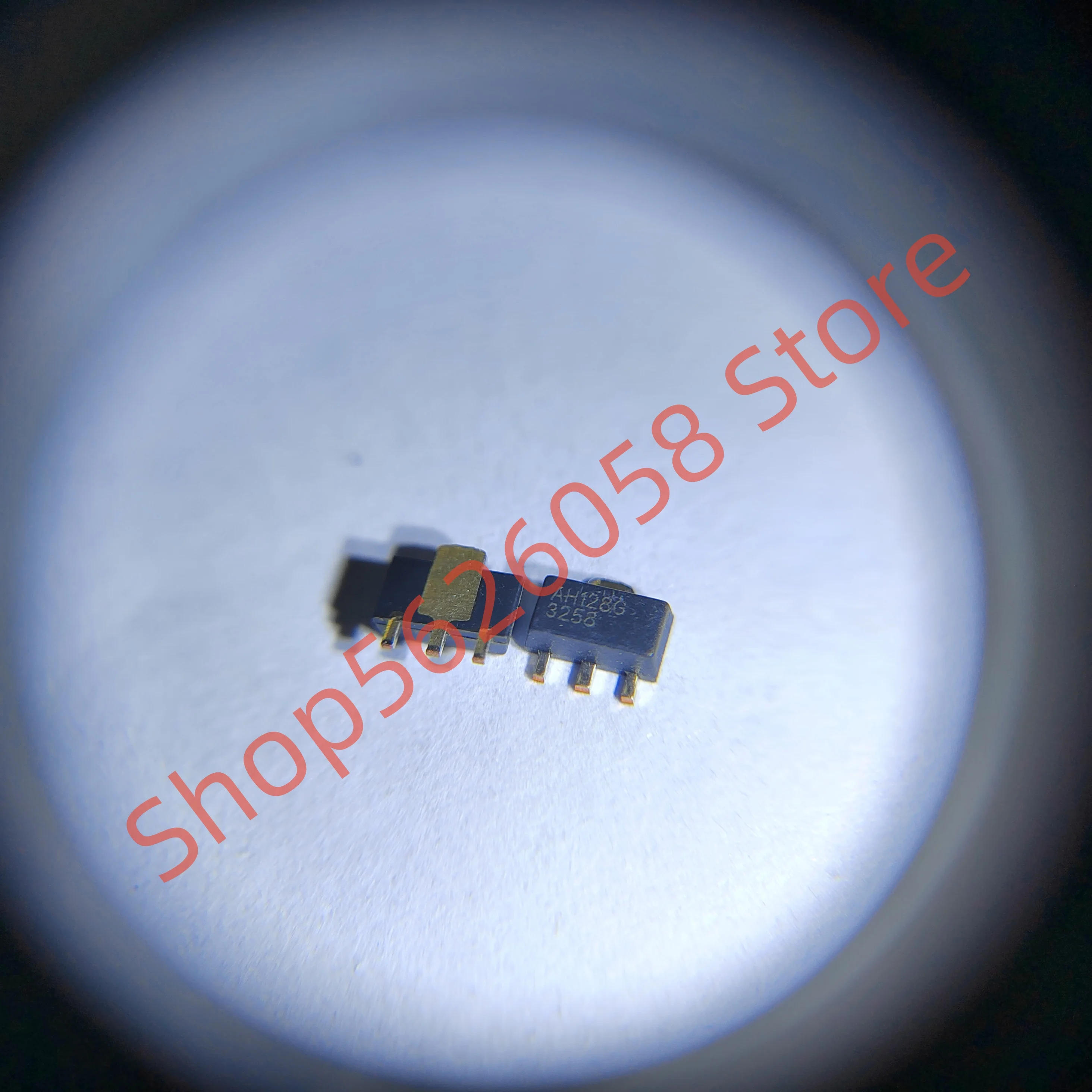 AH128-89G AH128G SOT89 2 шт./лот RF чип усилителя одиночный оригинальный и аутентичный, бесплатная доставка
AH128-89G AH128G SOT89 2 шт./лот RF чип усилителя одиночный оригинальный и аутентичный, бесплатная доставка