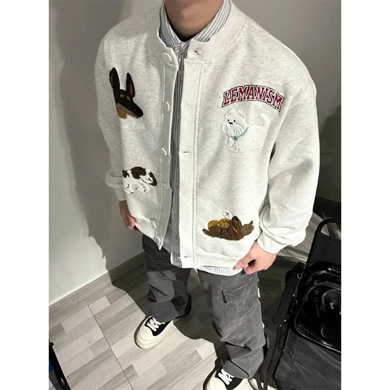 Retro Embroidered Sweatshirt Cardigan Unisex Spring Autumn Loose Casual Couples Match Trendy Outerwear Comfortable Outerwear
Retro Embroidered Sweatshirt Cardigan Unisex Spring Autumn Loose Casual Couples Match Trendy Outerwear Comfortable Outerwear