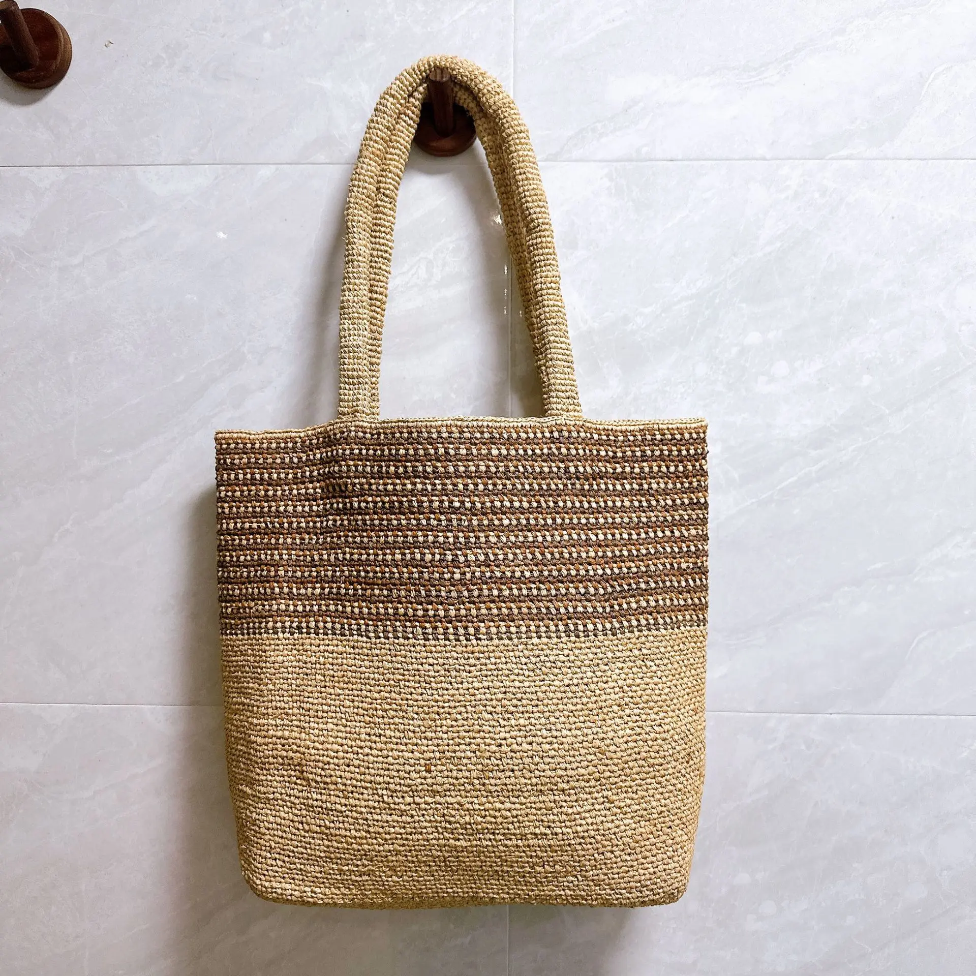 Новая женская сумка-шоппер из соломки в стиле пэчворк, богемная пляжная сумка из рафии, плетеная сумка через плечо, летняя сумка-тоут, сумка-шоппер, кошельки
Новая женская сумка-шоппер из соломки в стиле пэчворк, богемная пляжная сумка из рафии, плетеная сумка через плечо, летняя сумка-тоут, сумка-шоппер, кошельки