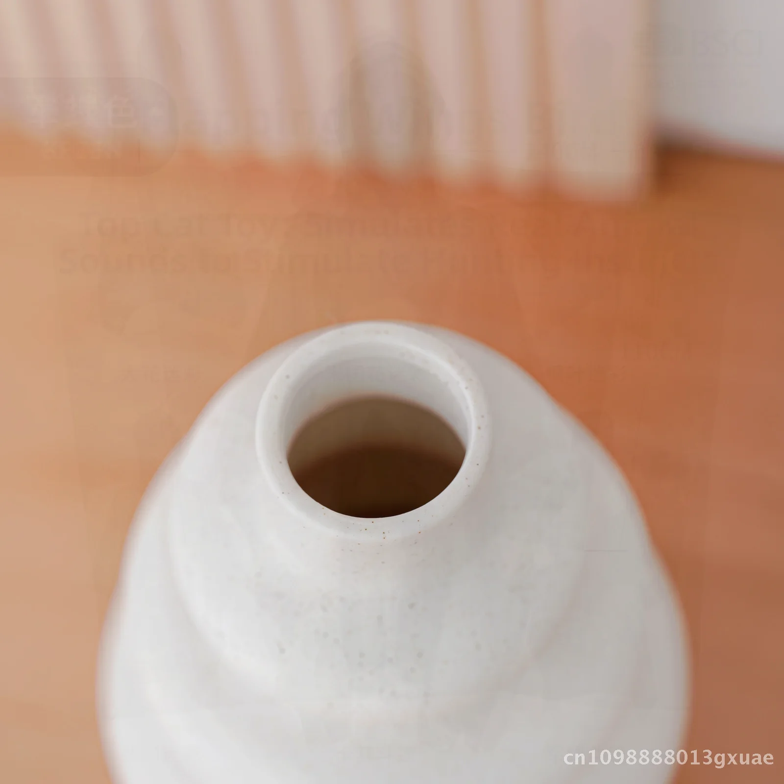 Nordic Ceramic Dried Flower Vase Modern Simple Home Decoration for Living Room And Dining Room Decorative Flower Arrangement
Nordic Ceramic Dried Flower Vase Modern Simple Home Decoration for Living Room And Dining Room Decorative Flower Arrangement