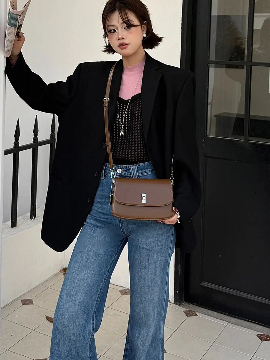 Модная универсальная кожаная сумка через плечо, женская сумка под мышками, повседневная простая сумка со съемным плечевым ремнем, Lo Bule Cl...
Модная универсальная кожаная сумка через плечо, женская сумка под мышками, повседневная простая сумка со съемным плечевым ремнем, Lo Bule Cl...