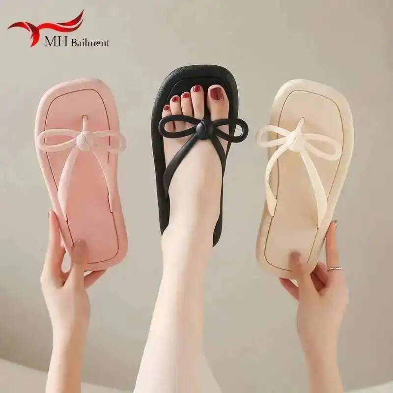 Summer Women Fashion Flip Flops Flat Soled Non-slip Wear-resistant For Indoor Outdoor Slippers Leisure Ladies Sandles
Summer Women Fashion Flip Flops Flat Soled Non-slip Wear-resistant For Indoor Outdoor Slippers Leisure Ladies Sandles