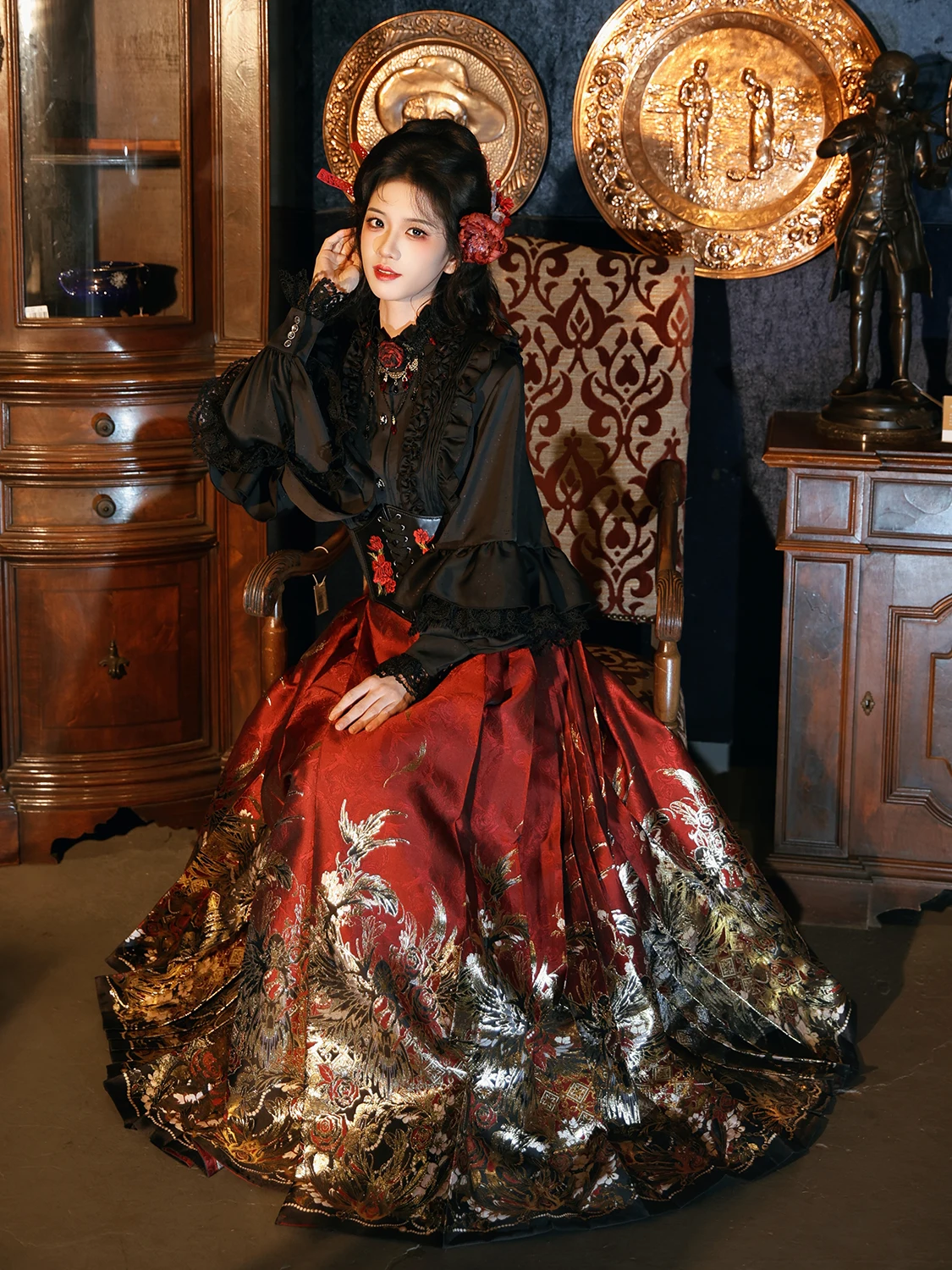 Оригинальная женская юбка Han Yong Zhong Ma Face Irt, верхний комплект тела, 2026, новинка Ming Dynas Hanfu, женская юбка трапециевидной формы с высокой талией
Оригинальная женская юбка Han Yong Zhong Ma Face Irt, верхний комплект тела, 2026, новинка Ming Dynas Hanfu, женская юбка трапециевидной формы с высокой талией