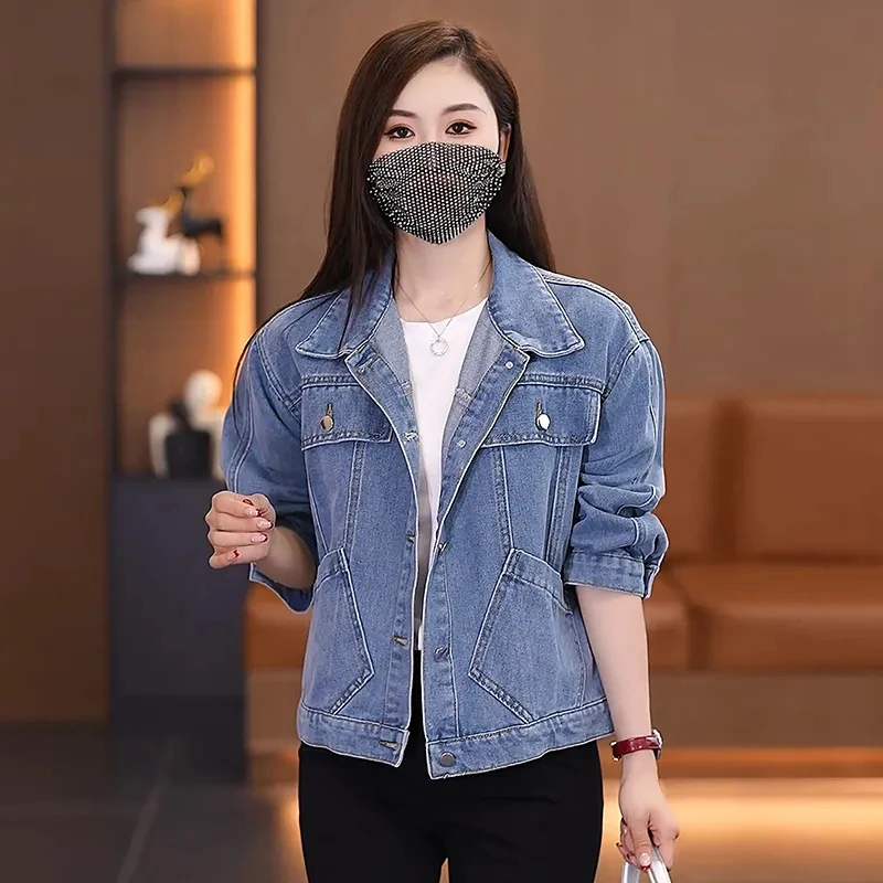 Spring Autumn Denim Women Jacket 2025New Fashion Loose Single-Breasted Slim Jeans Coat Female Casual Cowboy Overcoat Female Tops
Spring Autumn Denim Women Jacket 2025New Fashion Loose Single-Breasted Slim Jeans Coat Female Casual Cowboy Overcoat Female Tops