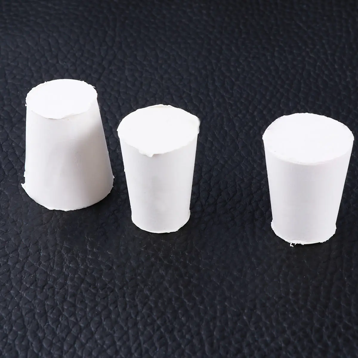 18Pcs Premium Rubber Stopper Kit for Lab Scientific Research Industrial Marine Household Use Heavy-Duty Equipment Isolation
18Pcs Premium Rubber Stopper Kit for Lab Scientific Research Industrial Marine Household Use Heavy-Duty Equipment Isolation